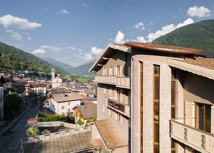 Vezza Alpine & 3* Vezza dʼOglio