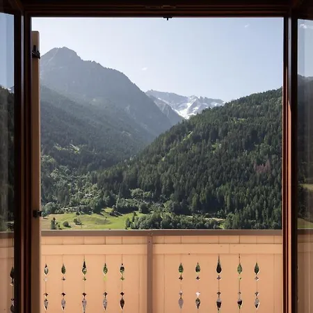 Vezza Alpine & 3*