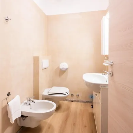 Hotel Vezza Alpine & 3*