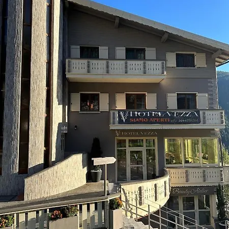 Vezza Alpine & 3*