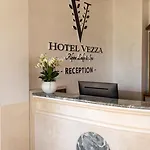 Vezza Alpine & 3*